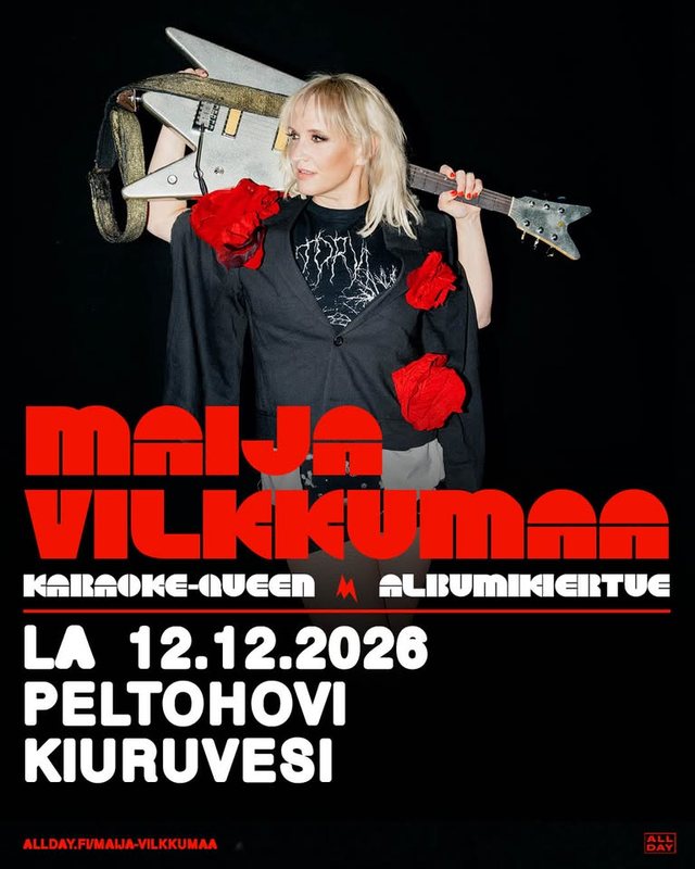 Maija Vilkkumaa kantaa kitaraa olallaan mustapunaisessa Karaoke-Queen-keikkajulisteessa.